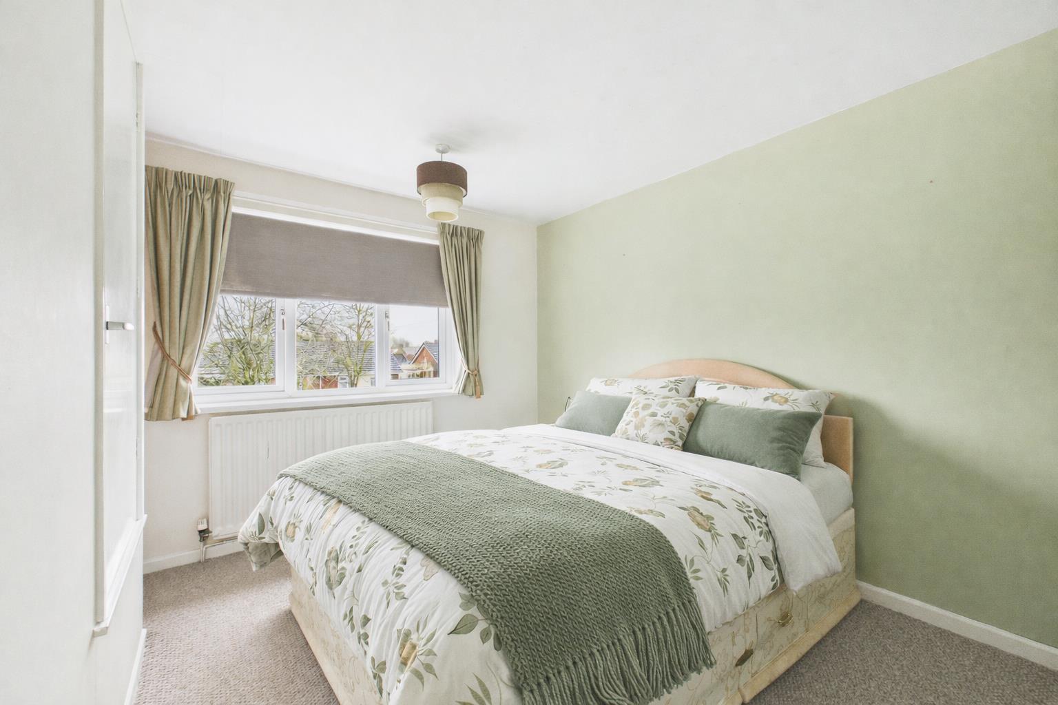 17 Cambrian Avenue, Oswestry, SY11 4DS For Sale